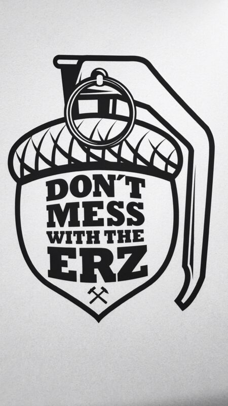 Dont Mess With The Erz Statement Sticker - schwarz